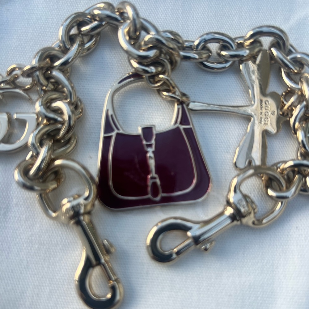 Gucci Silver Chain Bracelet with Dragonfly Charm